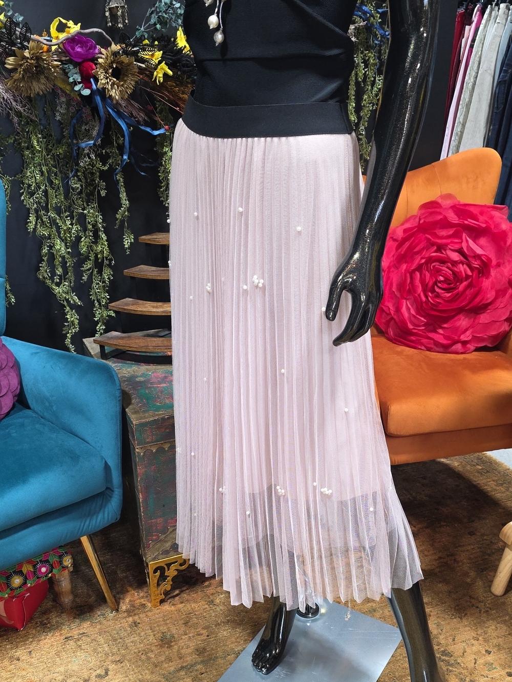Boutique Pleated Blush Midi Skirt with Pearl Detail - Picture 3 of 8